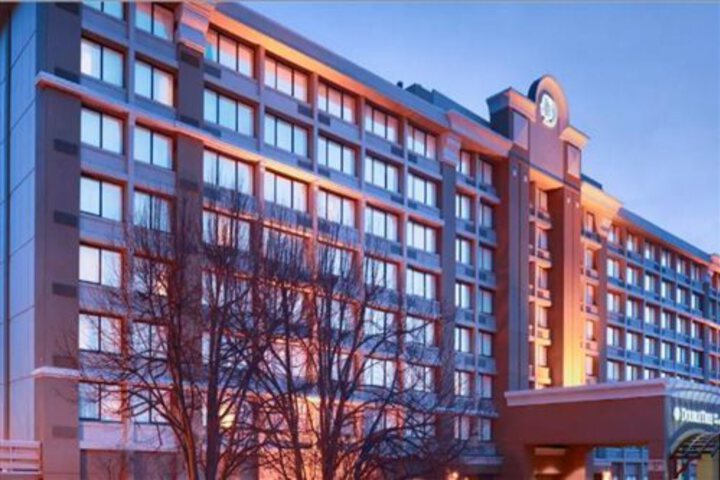 DOUBLETREE BY HILTON NORWALK