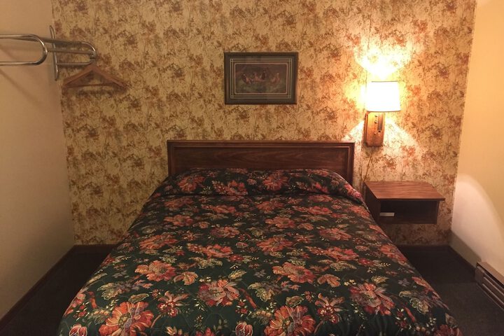 Room 25 of 61