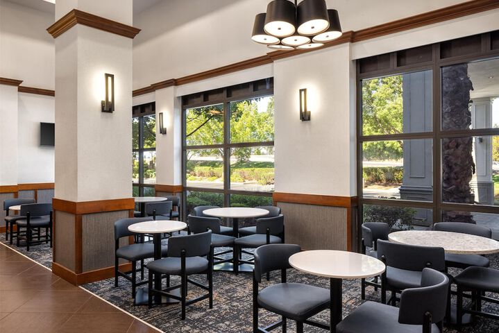 Hyatt Place Sacramento / Rancho Cordova