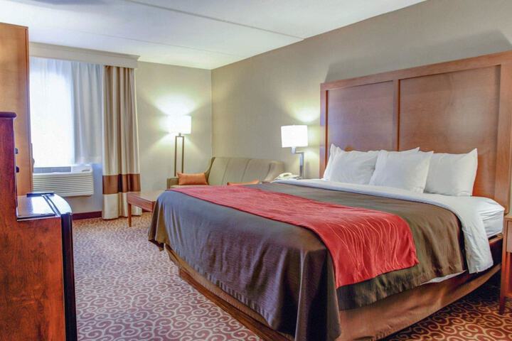 Room 15 of 52