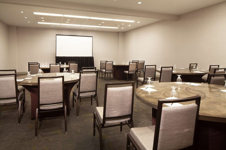 Hilton Atlanta / Marietta Hotel & Conference Center