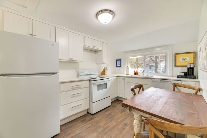 Spacious Naples Vacation Rental w / Private Hot Tub