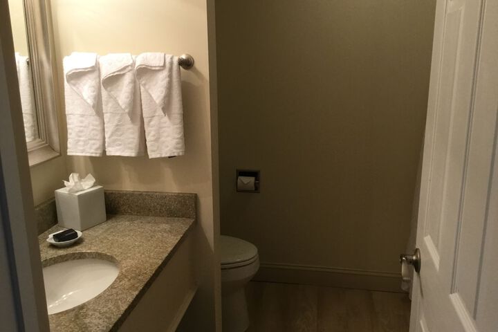 The Avenue Inn and Spa