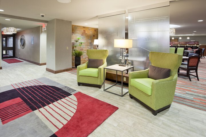 Hotel 5 of 52