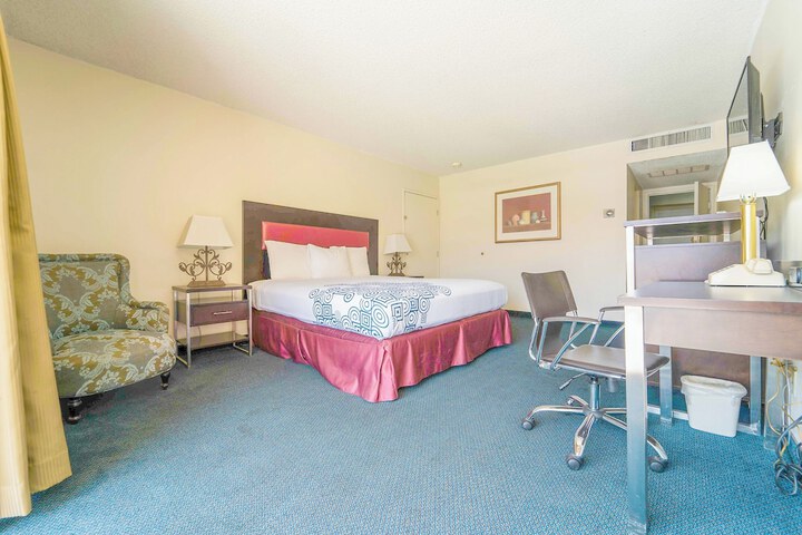 Room 84 of 96