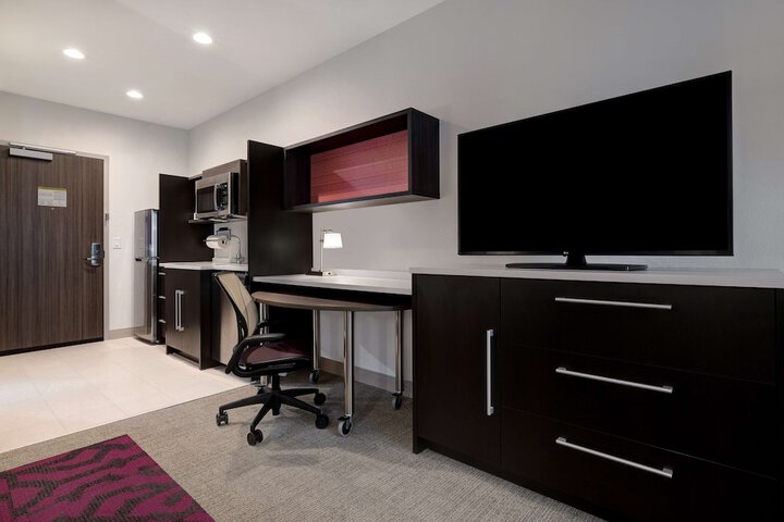 Room 29 of 53