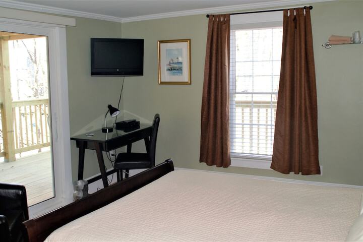 Room 18 of 24