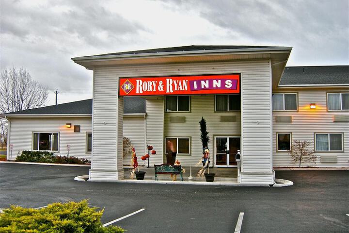 Hotel 7 of 25