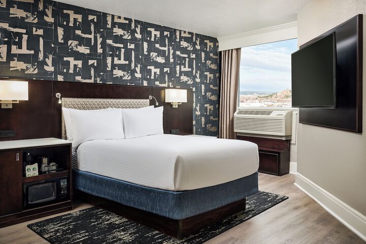 Hotel Alex Johnson Rapid City Curio Collection by Hilton