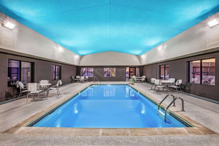 Pool 7 of 31