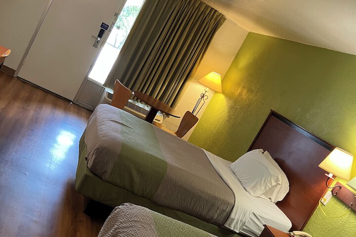 Days Inn Sonora Devils River