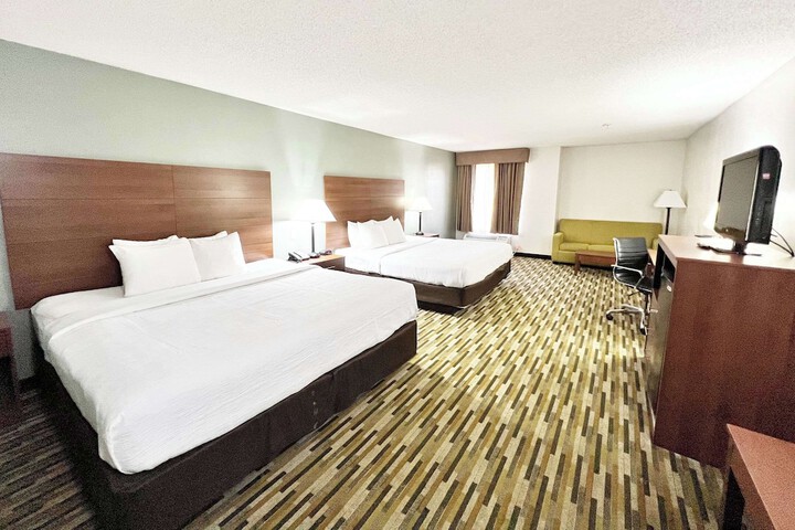 Room 9 of 29