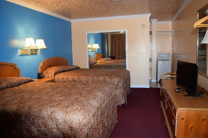 Room 16 of 20