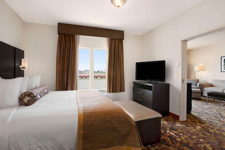 Room 15 of 23