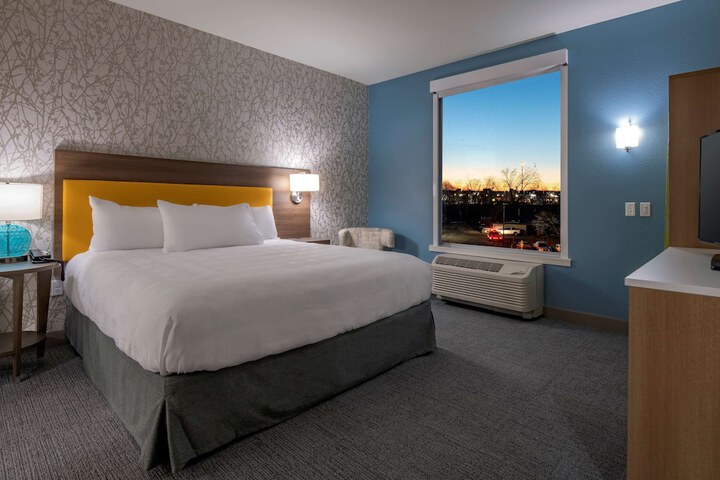 Room 18 of 46
