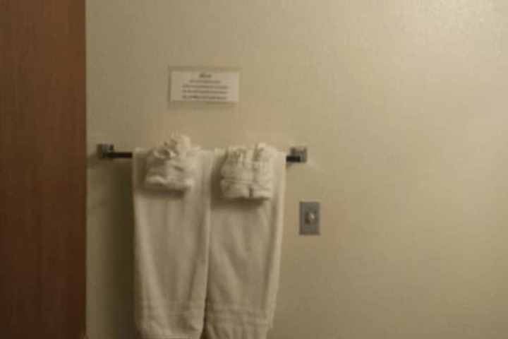 Room 12 of 25