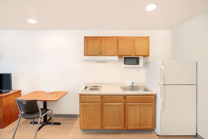 Room 5 of 17