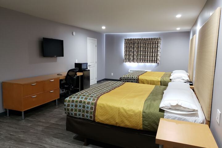 Room 10 of 20