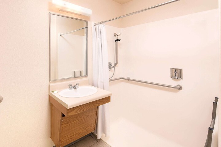 WoodSpring Suites Charlotte Gastonia