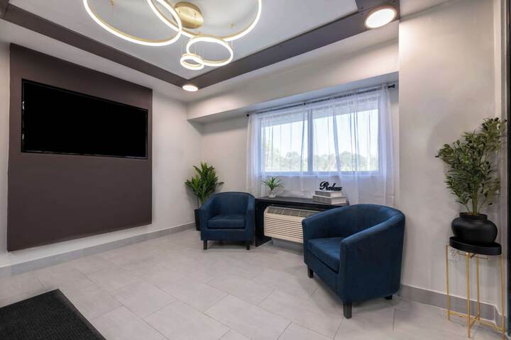 Hotel Interior 7 of 24