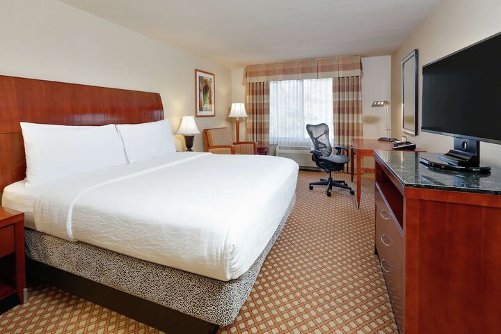 Room 15 of 38