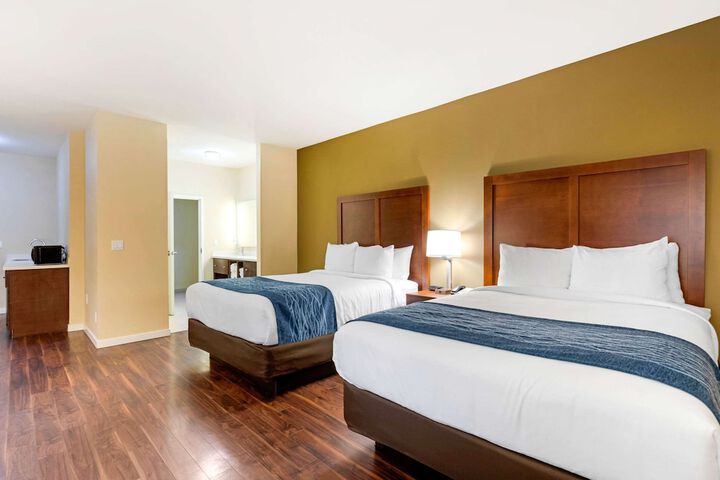 Room 40 of 49