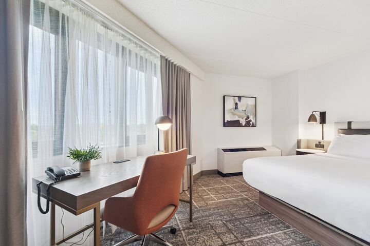 Crowne Plaza Lansing by IHG
