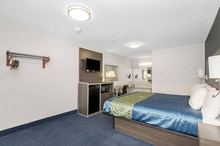Room 44 of 56