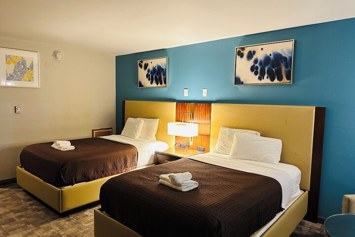 Boston Inn