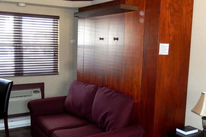 Room 31 of 43