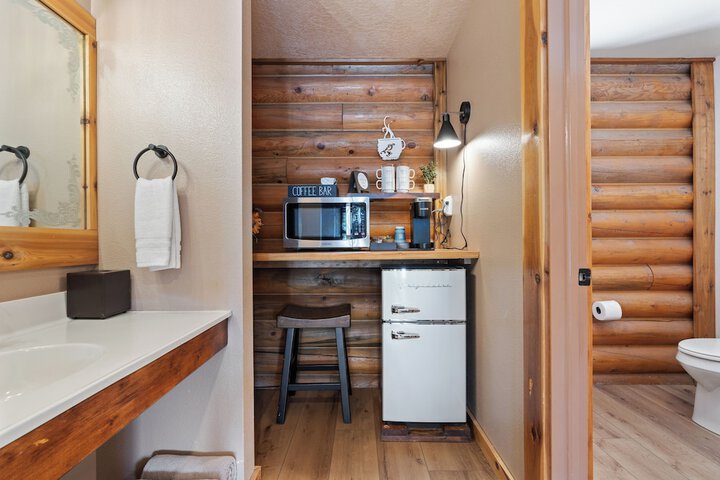 Room 28 of 120