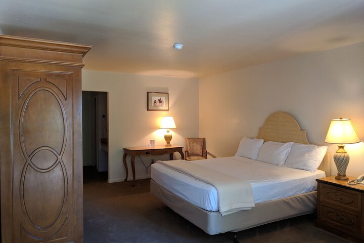 Room 20 of 27
