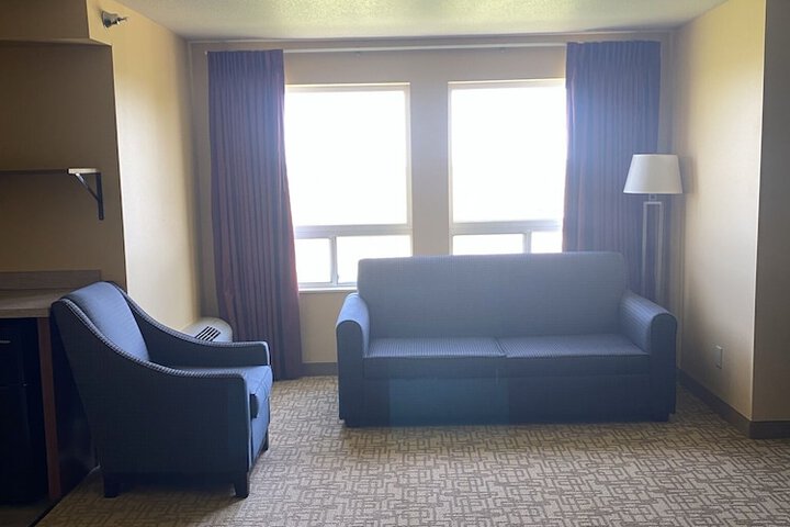 Super 8 by Wyndham Jackson MN