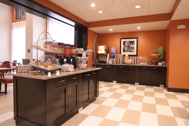 Hampton Inn & Suites Seneca-Clemson Area