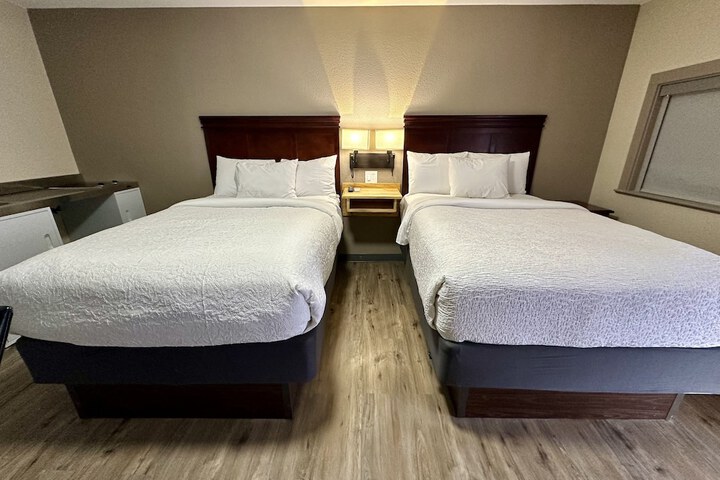 Room 16 of 42