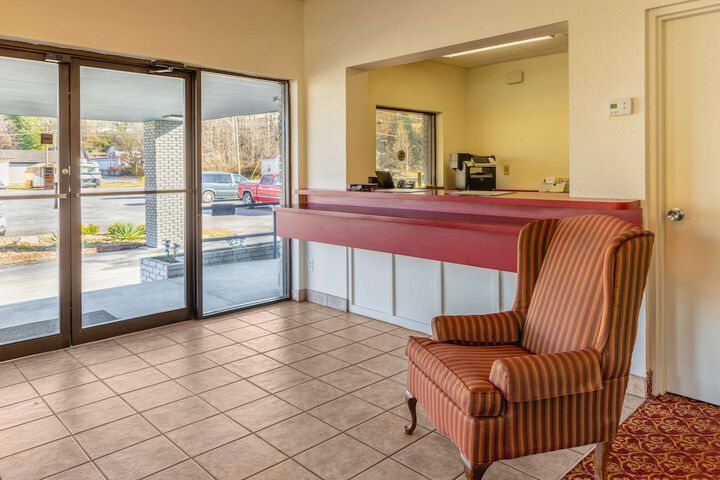 Hotel Interior 10 of 35