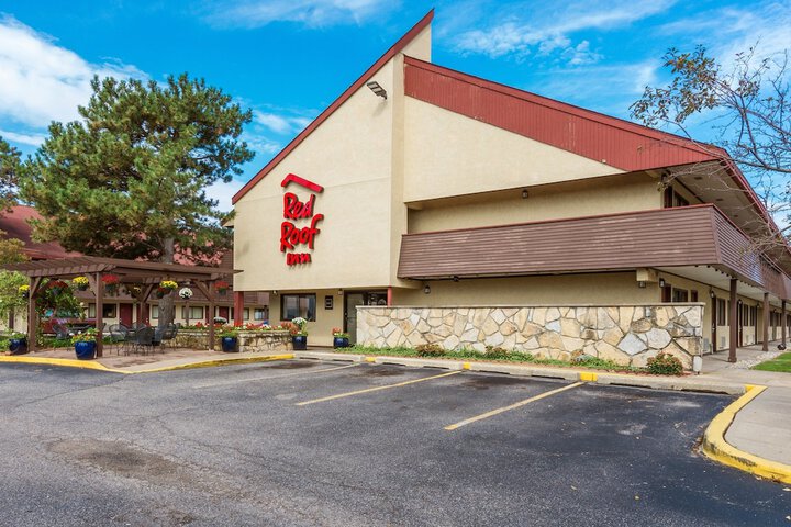 Hotel 5 of 40