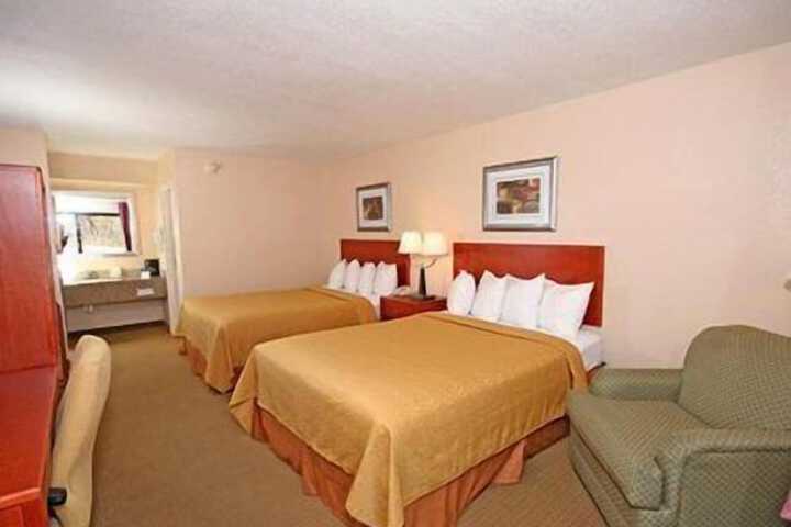 Room 16 of 35