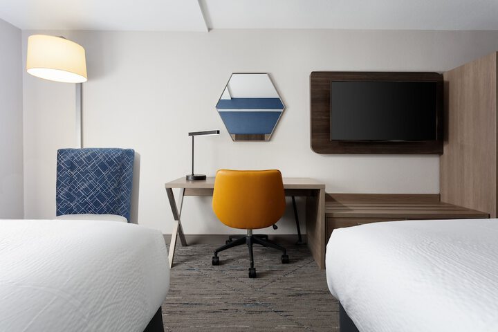 Room 26 of 45