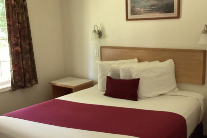 Room 42 of 68