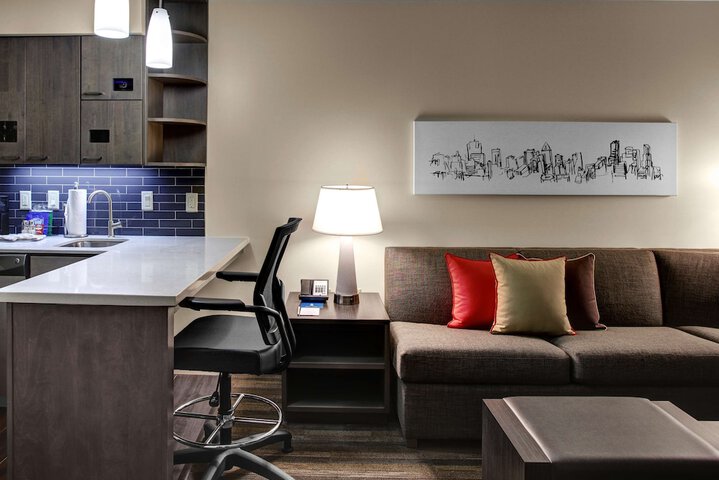 Room 42 of 63
