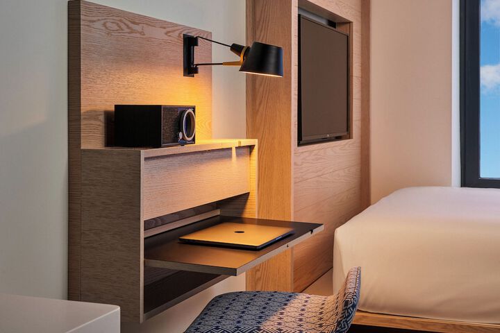 Room 25 of 50