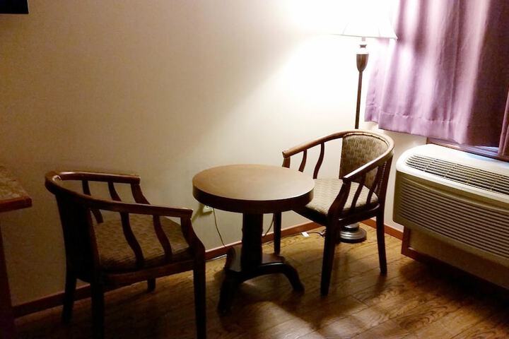 Room 12 of 29