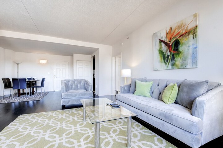 Room 12 of 30