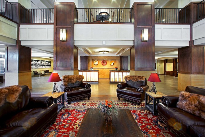 Hotel Interior 24 of 110