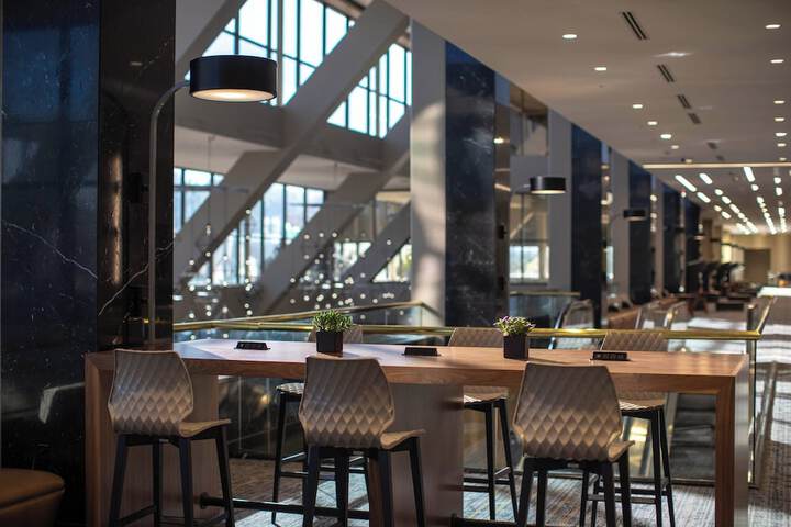 Renaissance Dallas Addison Hotel