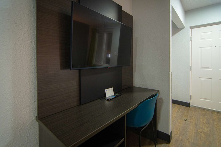 Room 20 of 43