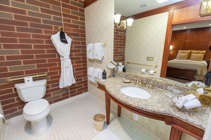Room 14 of 41