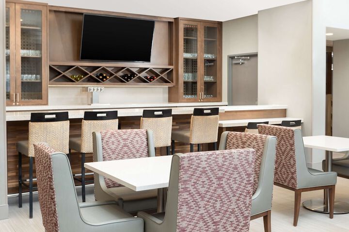 Hampton Inn & Suites Santa Rosa Sonoma Wine Country