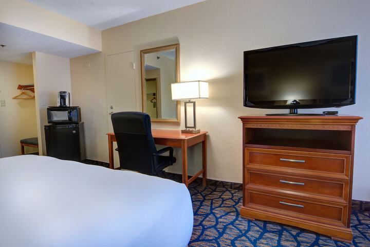 Room 18 of 41
